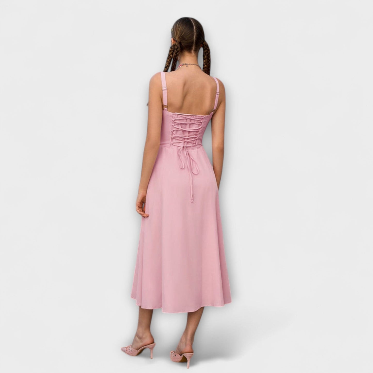 Hoffnung - Rüschentop Kleid mit Schlitzdetail