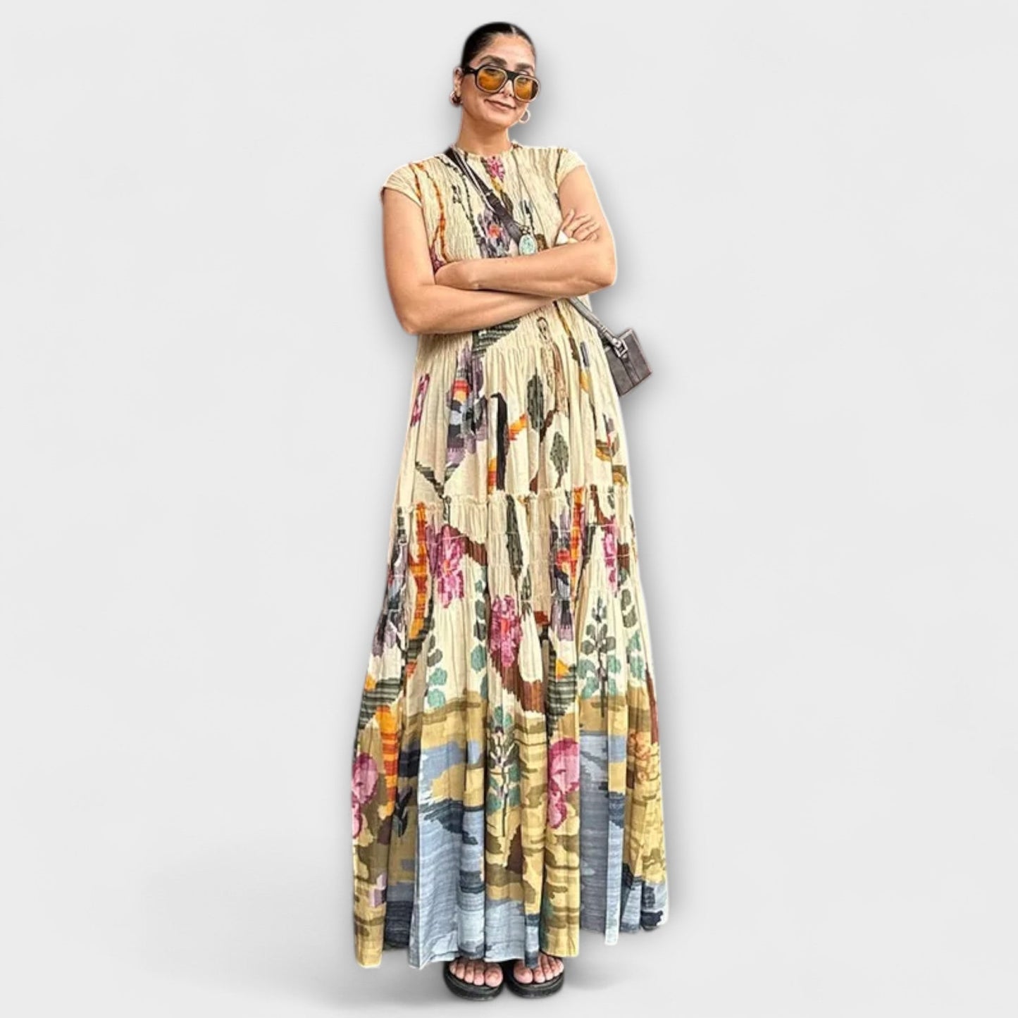 Elegantes plissiertes Langarmkleid