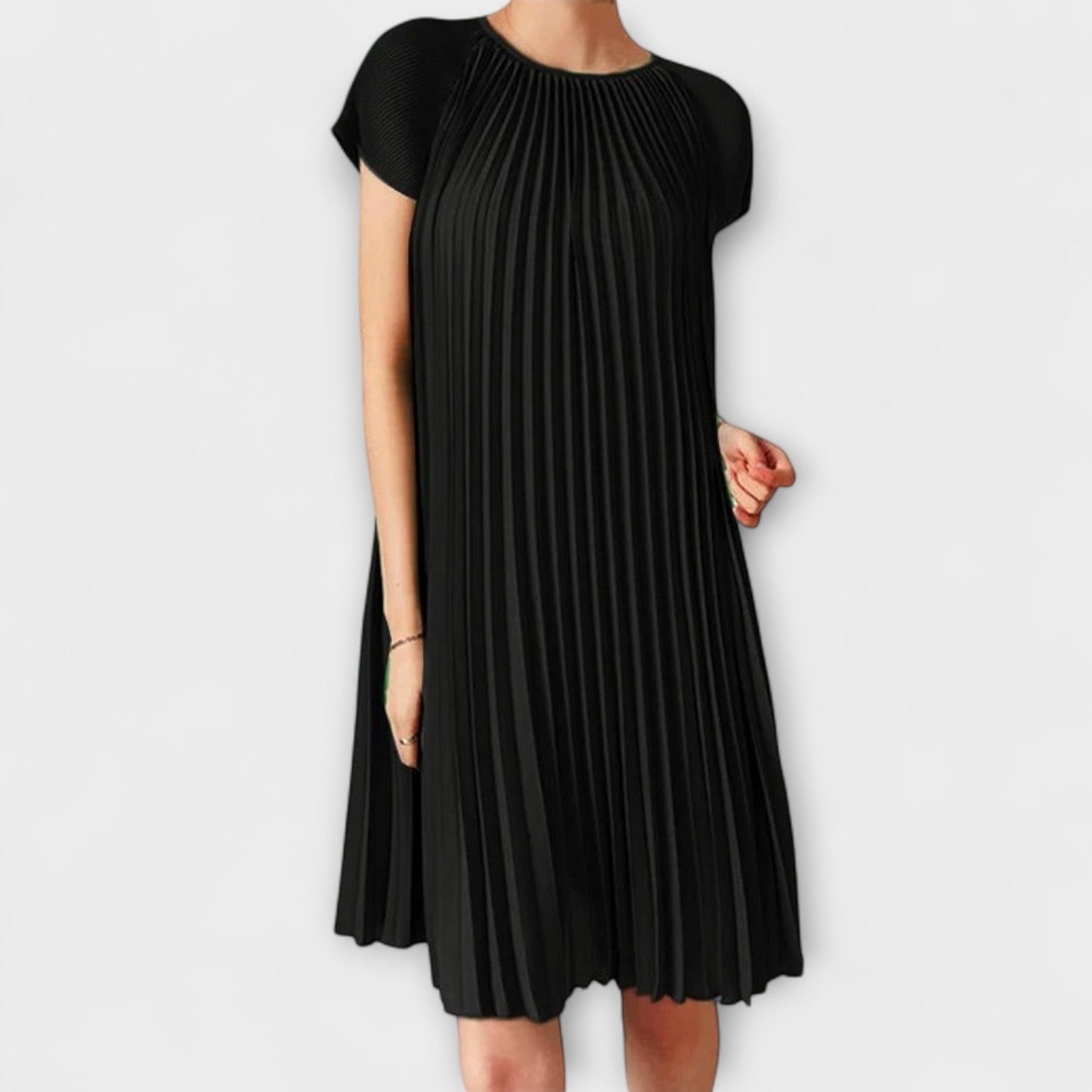 Elegantes Faltenkleid