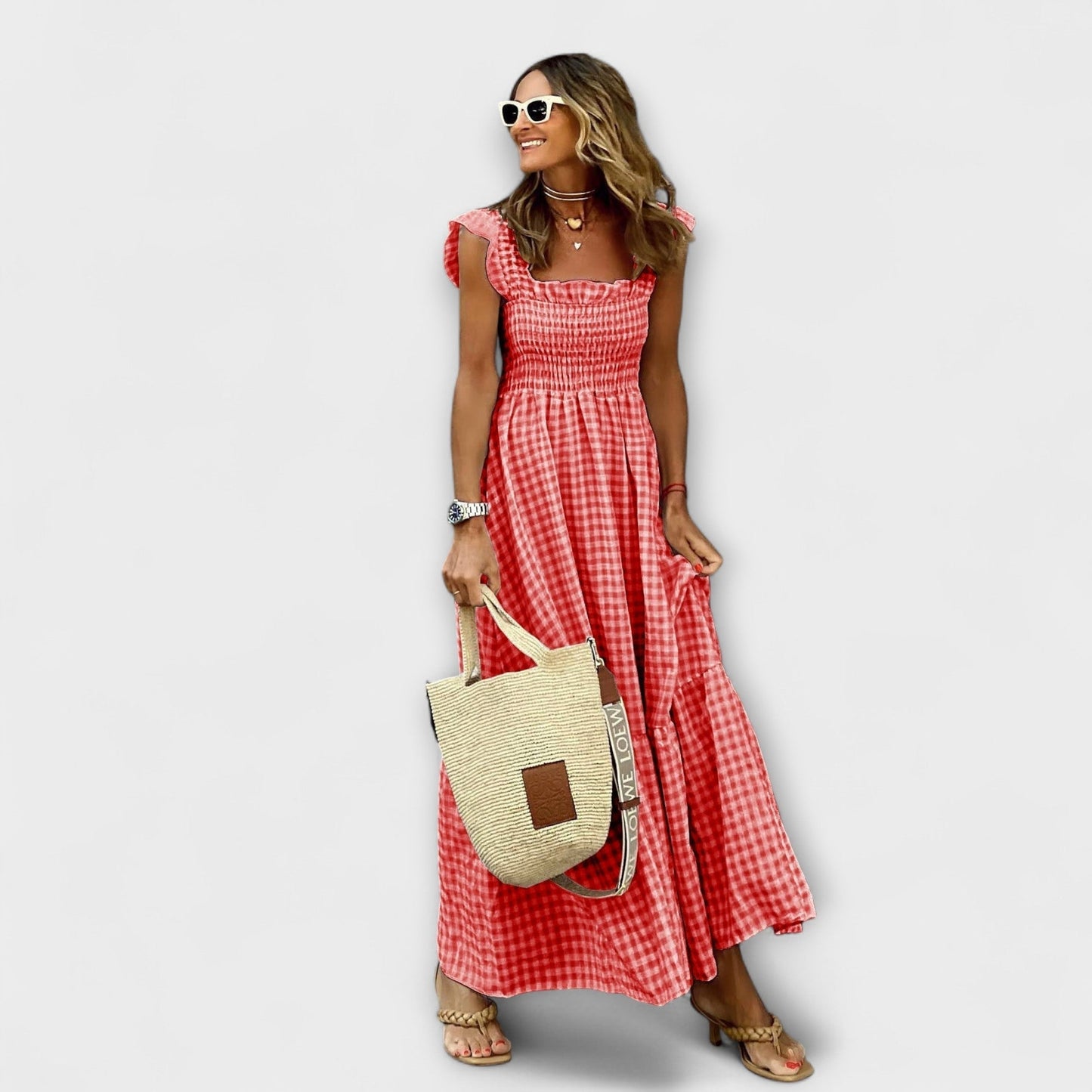 Gekleidetes Maxi-Kleid mit Rüschensäumen