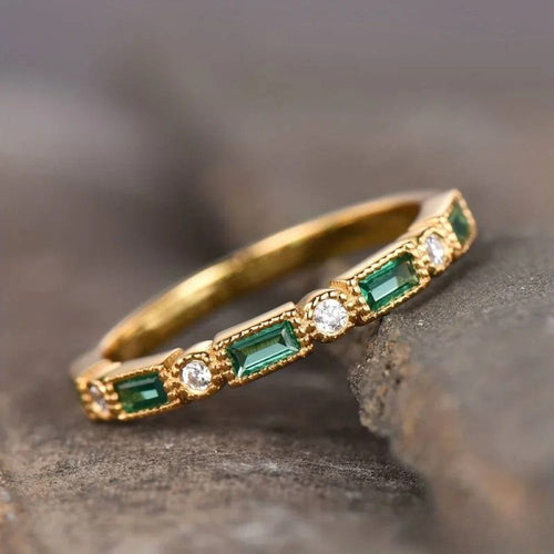 Retro Grüner Zirkonia Goldring mit Einlage