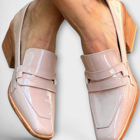 Elaine - Glänzende Slipper