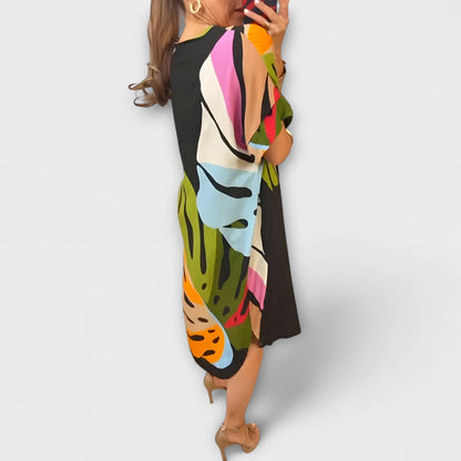 Roos - Lässiges Kleid mit buntem Blattdruck