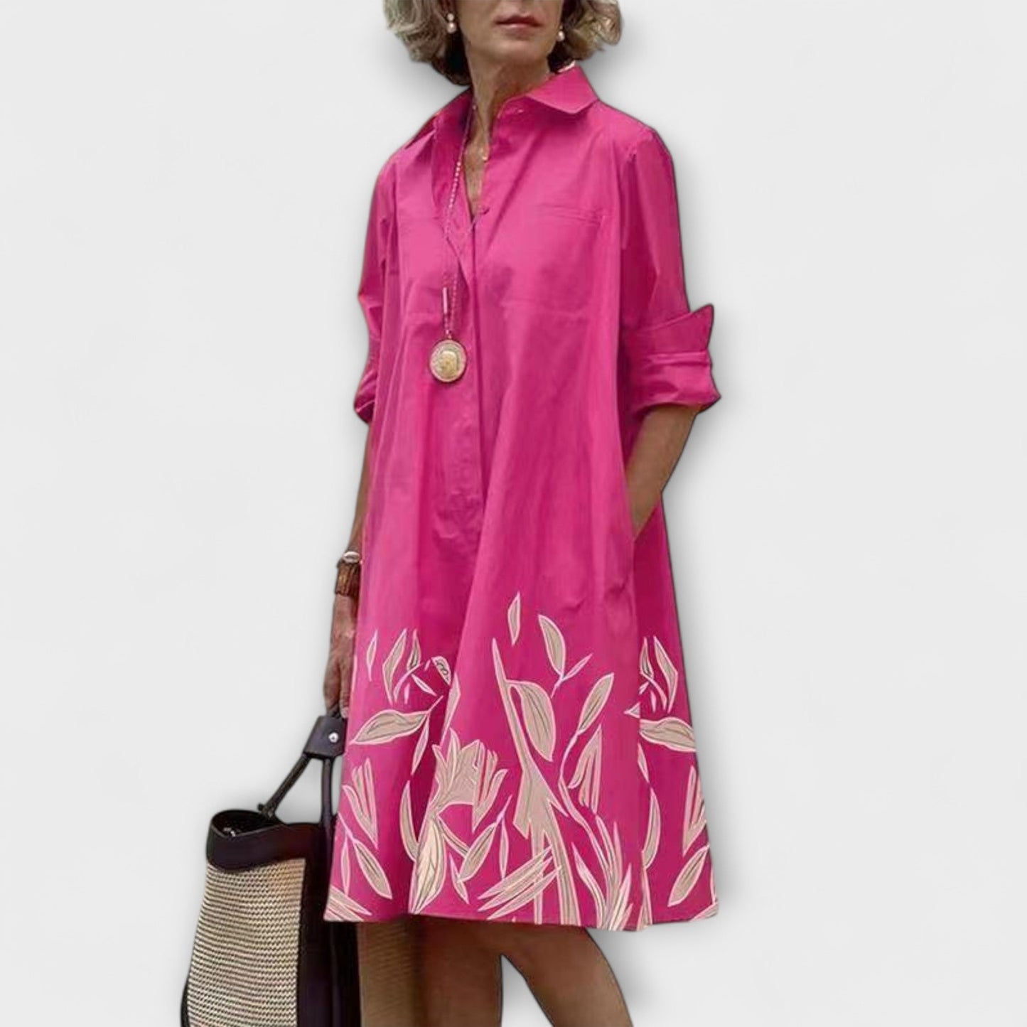 Modernes Hemdkleid mit Kragen und Dreiviertelärmeln