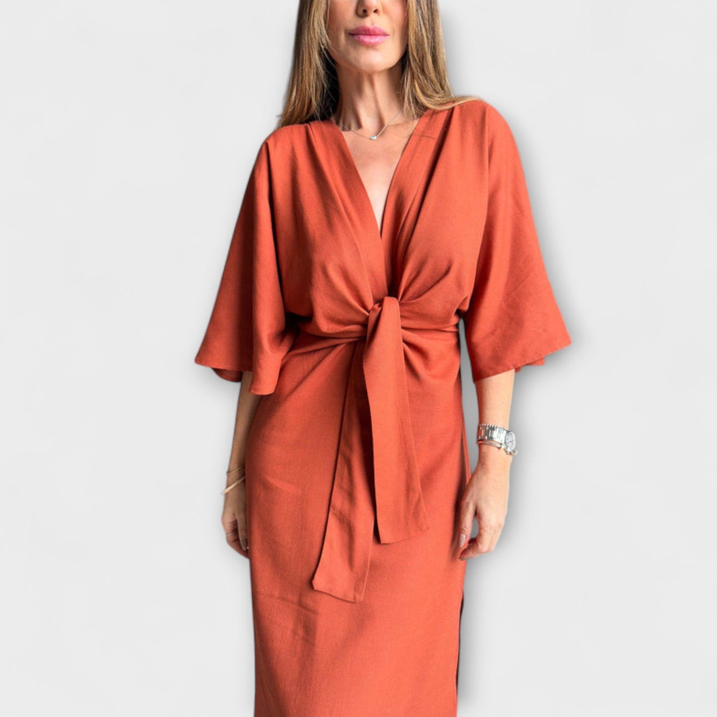Holly - Freizeitkleid mit V-Ausschnitt und Bindeband
