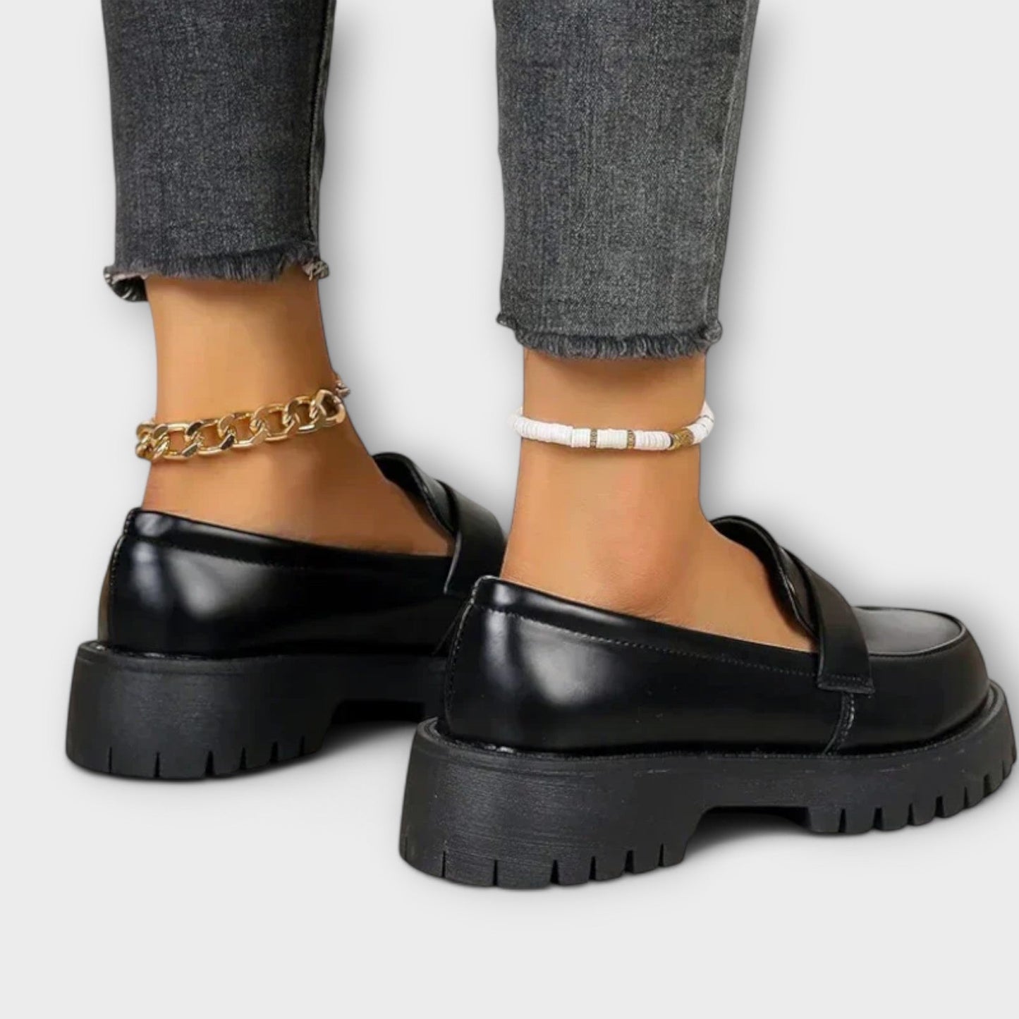 Damenmokassins mit orthopädischem Design und Keilabsätzen