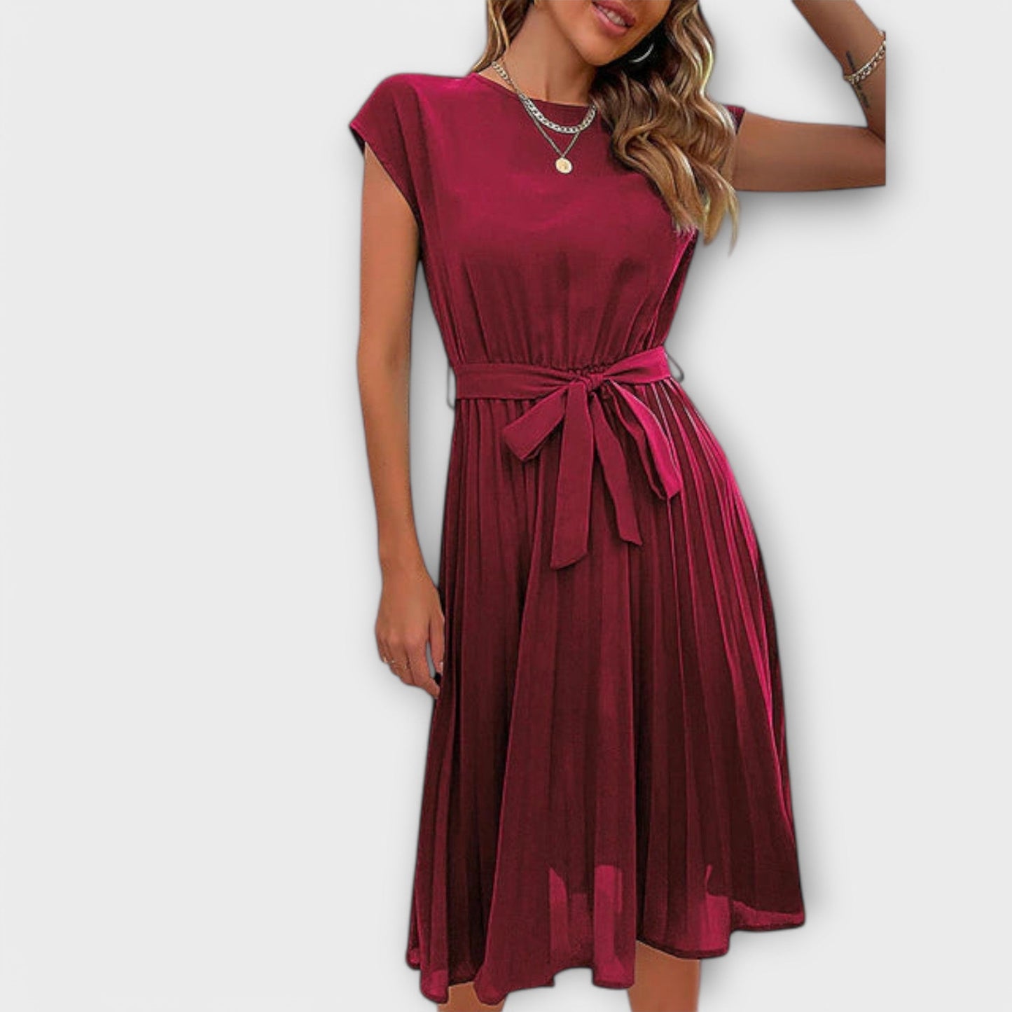 Claire - Kurzarm, Faltenwurf, Lässiges Midi-Kleid