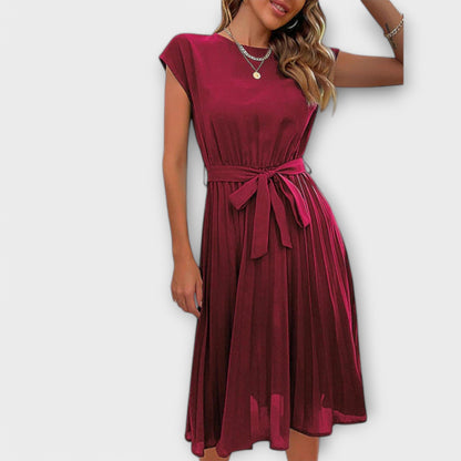 Claire - Kurzarm, Faltenwurf, Lässiges Midi-Kleid