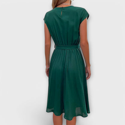 Claire - Kurzarm, Faltenwurf, Lässiges Midi-Kleid