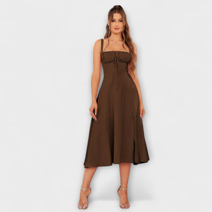 Hoffnung - Rüschentop Kleid mit Schlitzdetail