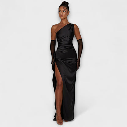 Maxikleid mit einem Schulterträger