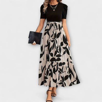 Luna - Sommerkleid mit floralem Muster und Rundhalsausschnitt