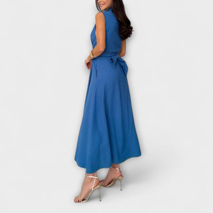 Mira - Auffälliges, einreihiges Midikleid mit Bindegürtel