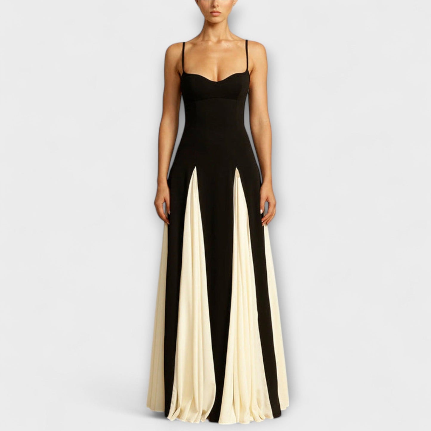 Ember - Klassisches Eleganz A-Linien Maxikleid mit Tüllpaneelen