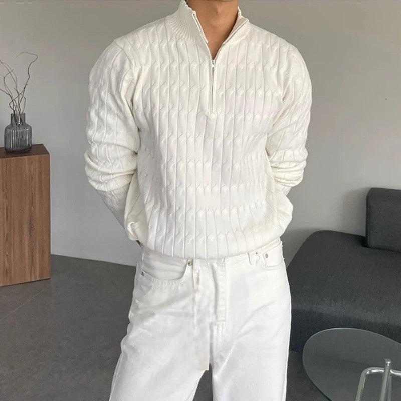 Gepäckter Weißer Pullover